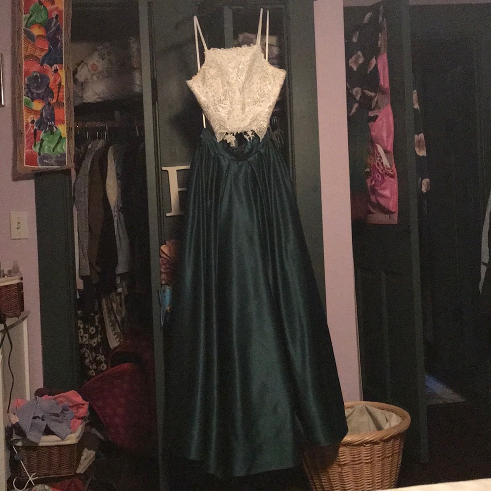 Dave and Johnny two piece prom dress.